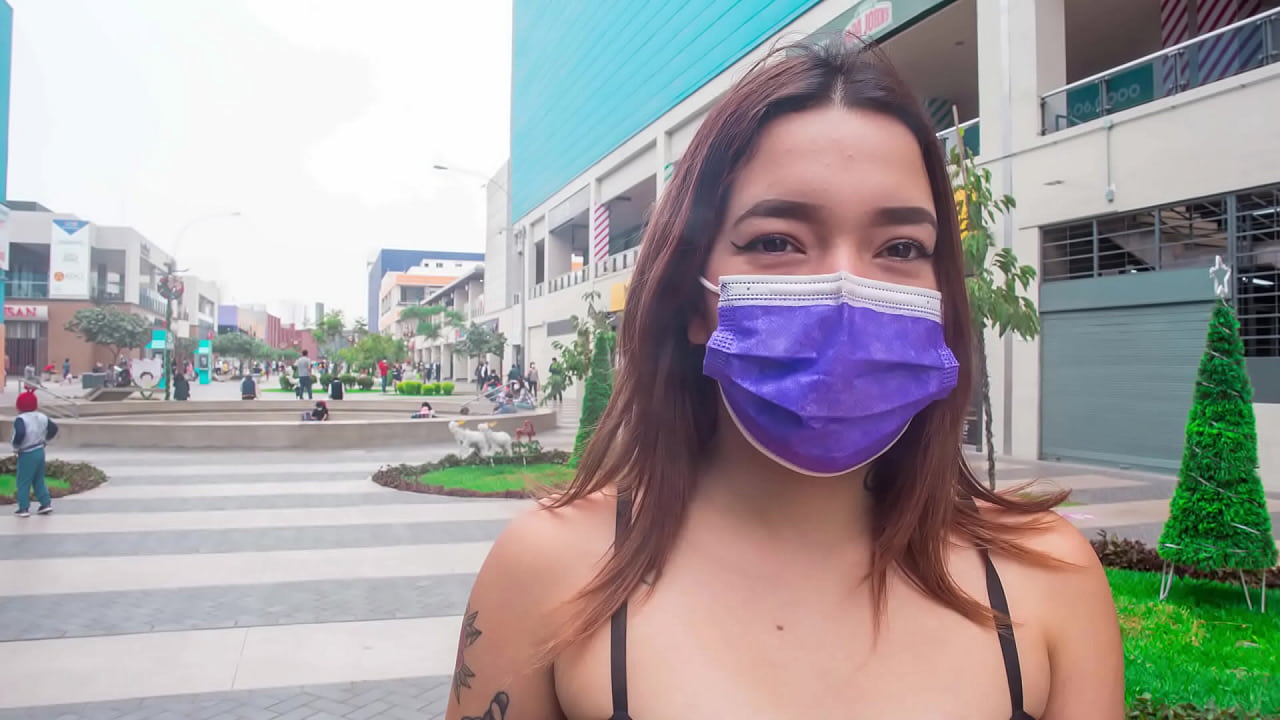 VENEZUELAN IMMIGRANT gần đây đã đến Peru, tài xế taxi tống tiền