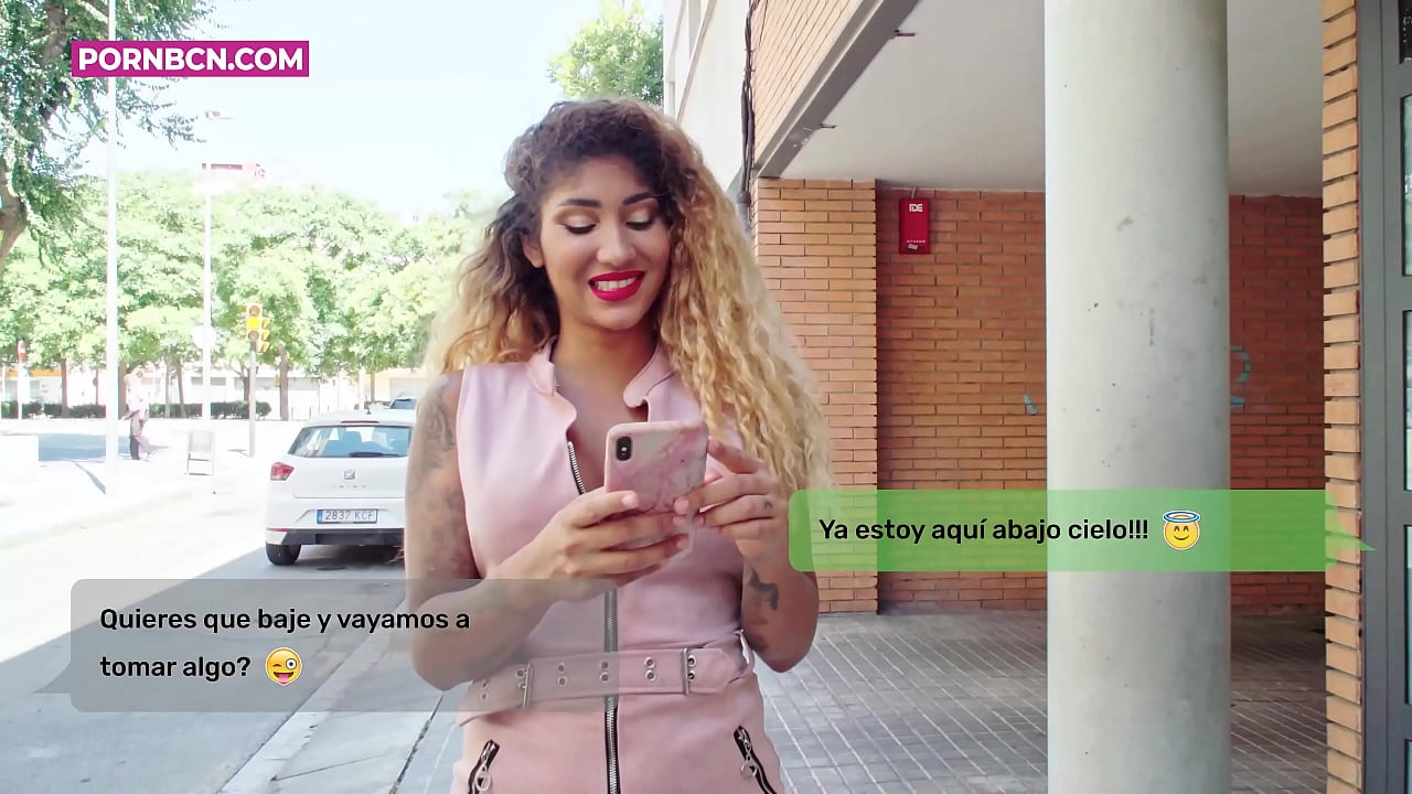 Vợ không chung thủy sắp địt mạnh người tình trẻ trong khi chồng đi làm. Latina với bộ ngực và một cặp mông to. Sao Kim Aphrodite.